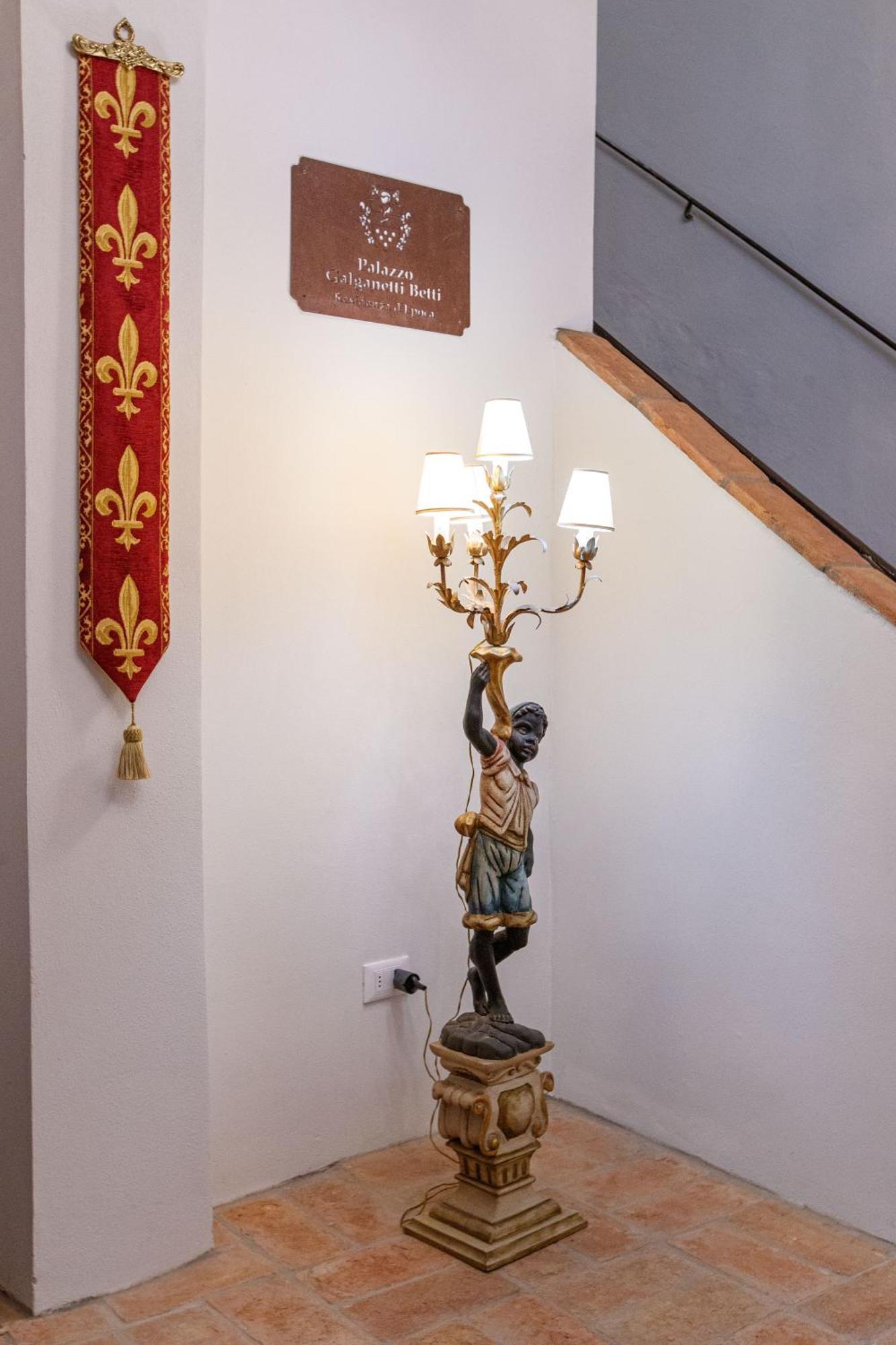 埃尔萨谷口村Palazzo Galganetti Betti别墅 外观 照片